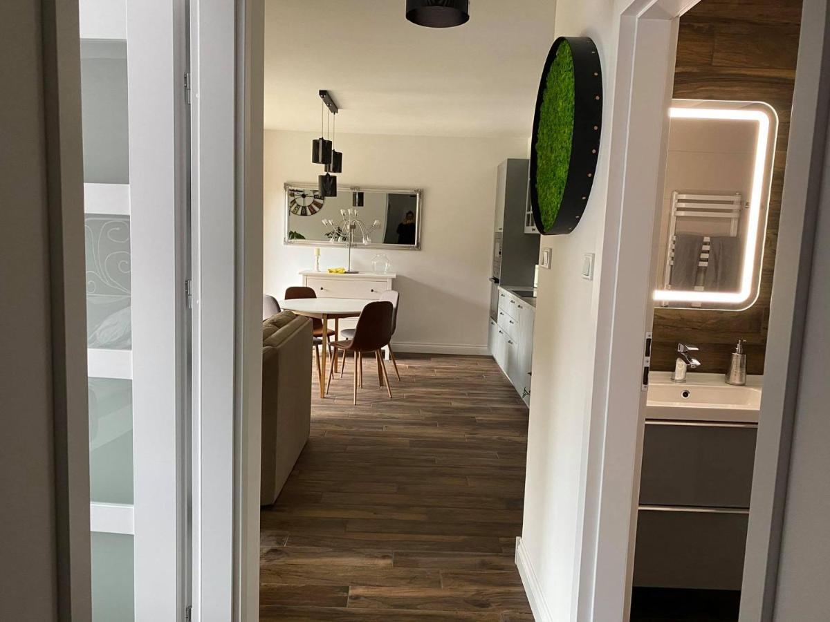 Apartament Moniuszki ゴジュフ・ヴィエルコポルスキ エクステリア 写真